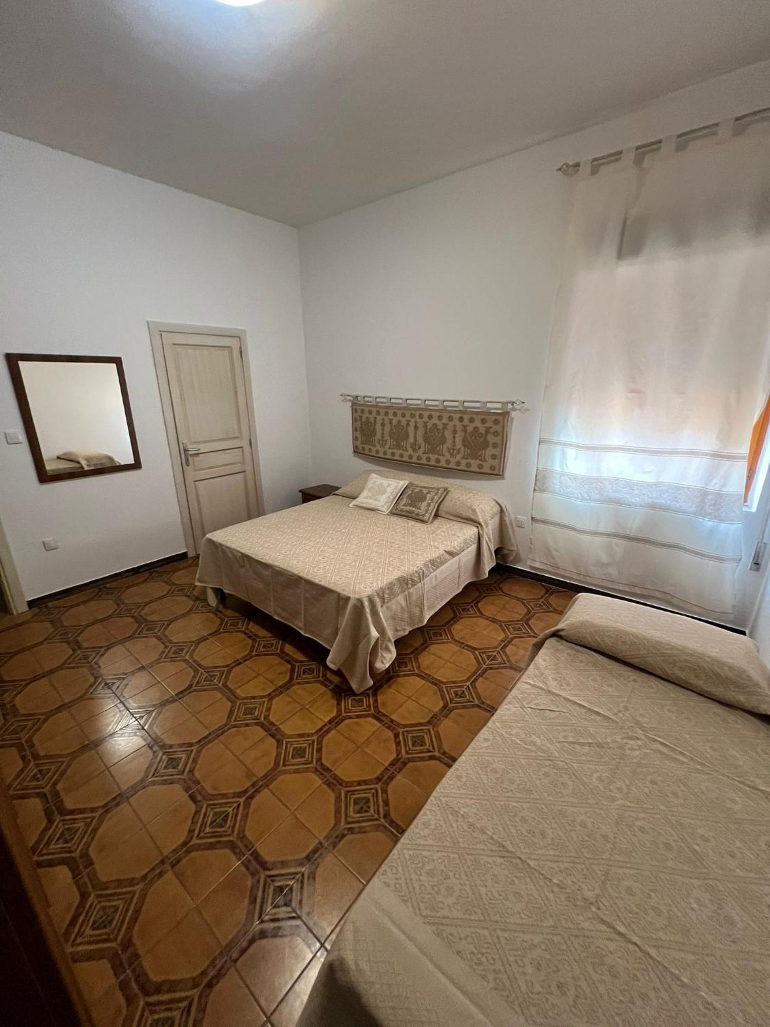 Via Dei Mille Bed and breakfast Castelsardo